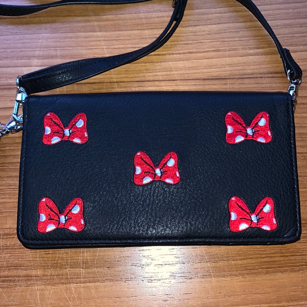 Brand new Minnie Mouse clutch wallet crossbody